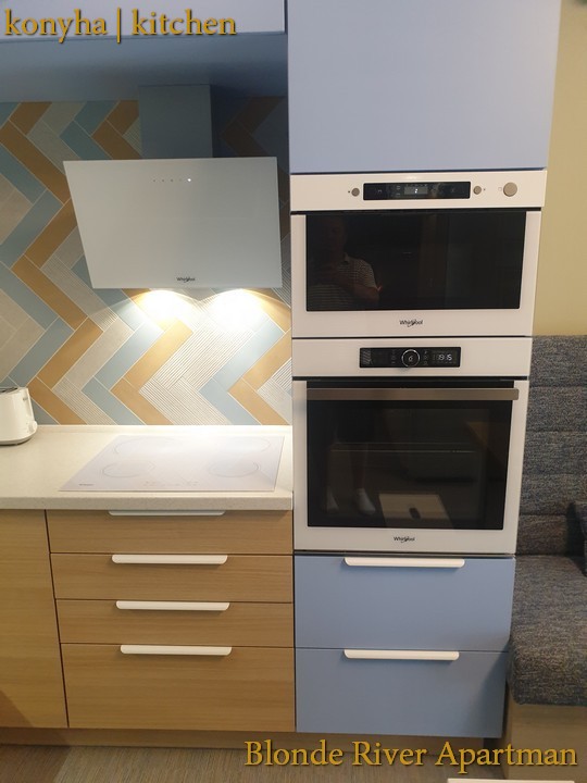 Blonde River Kálvária Apartment - Kitchen